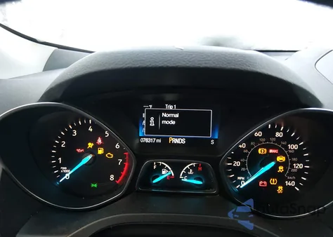 2017 Ford Escape Se z USA, uszkodzony, nr VIN 1FMCU0GD8HUB75378